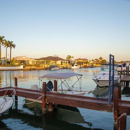 Waterside Canal Dreams Mandurah Exterior photo